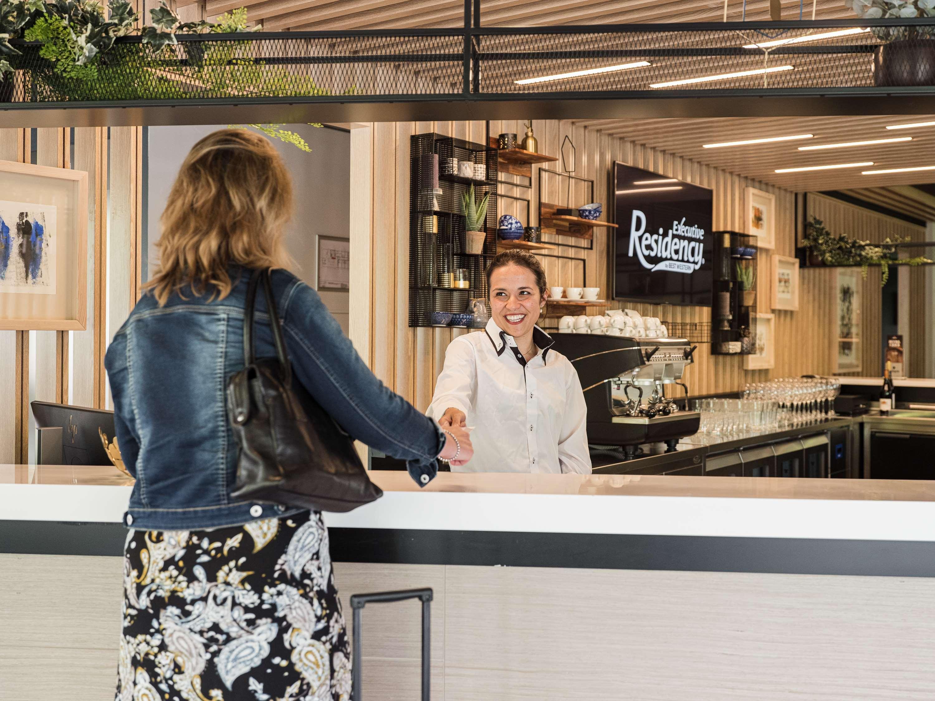 Executive Residency By Western Amsterdam Airport
