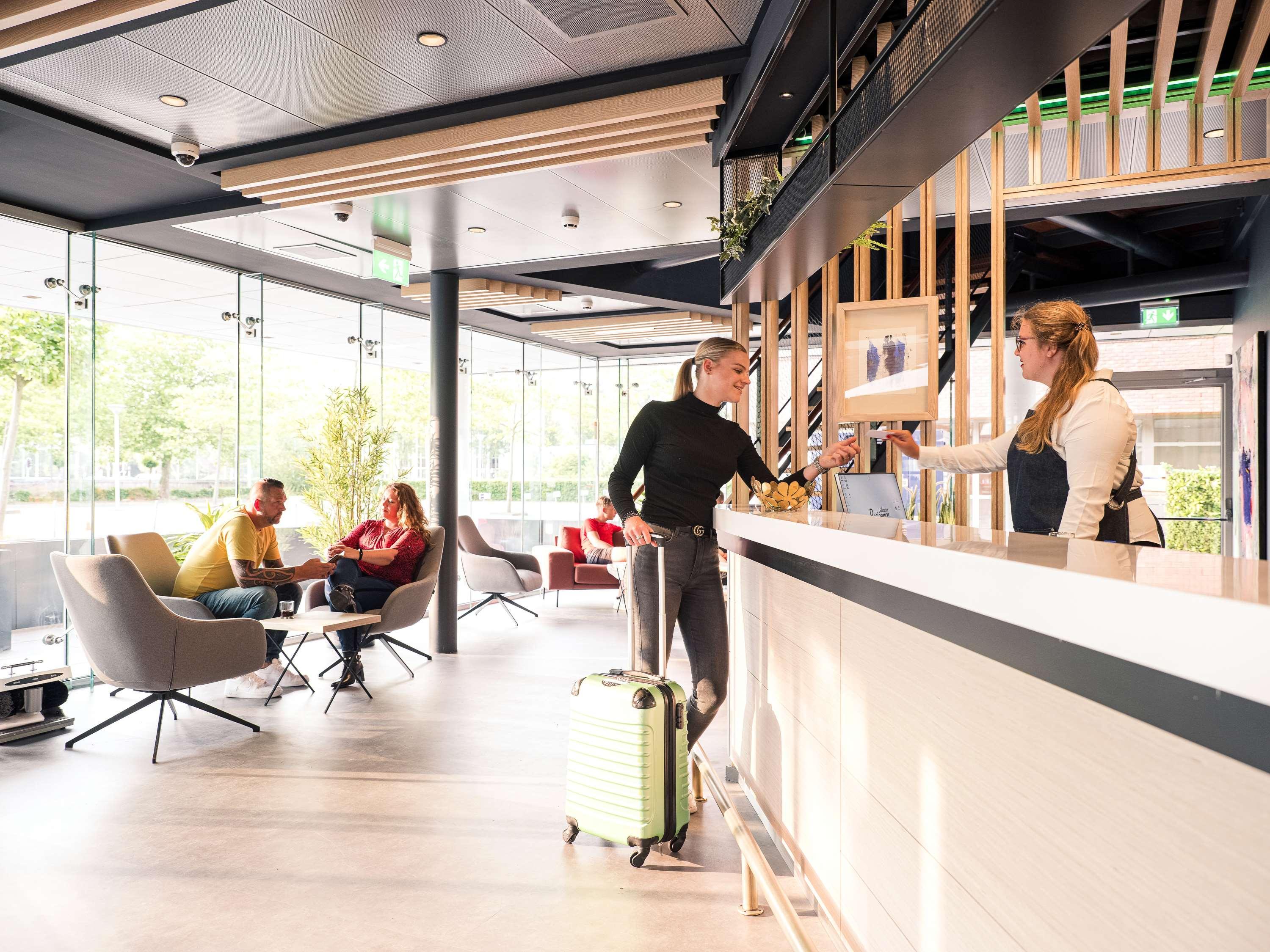 Executive Residency By Western Amsterdam Airport Hotel