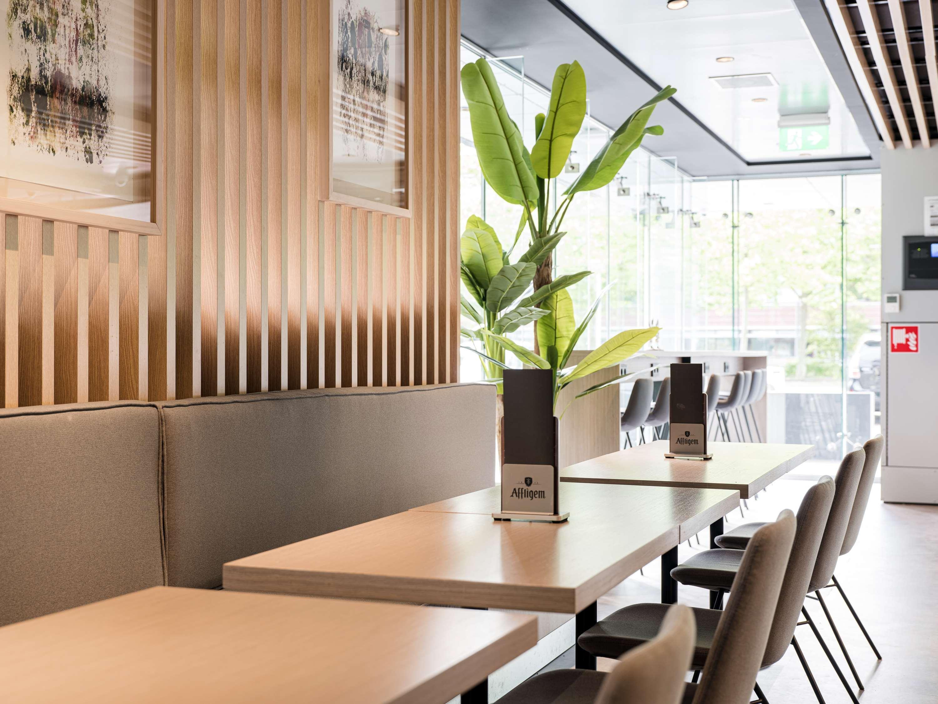 Executive Residency By Western Amsterdam Airport Hotel