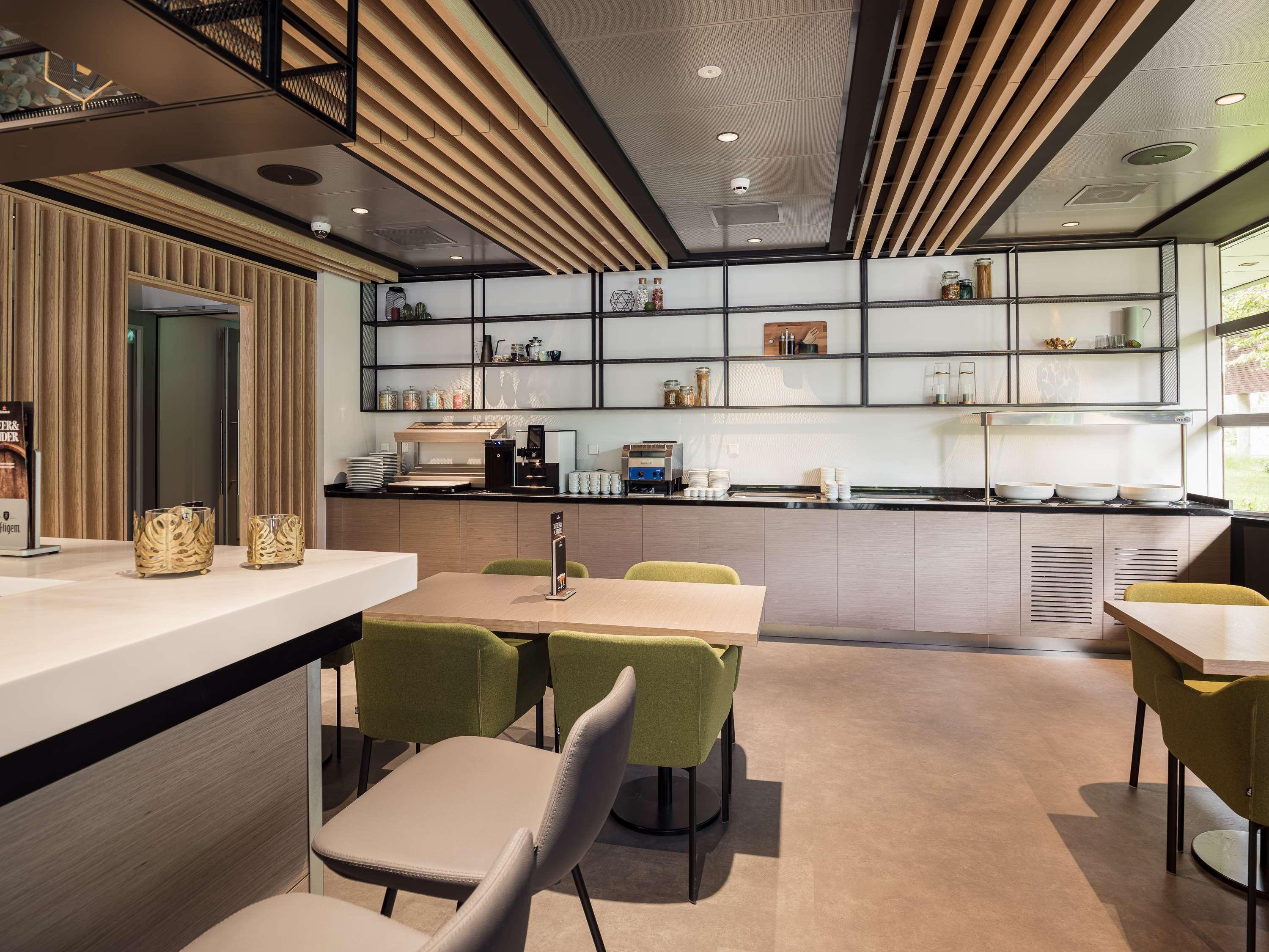 Executive Residency By Western Amsterdam Airport Hotel