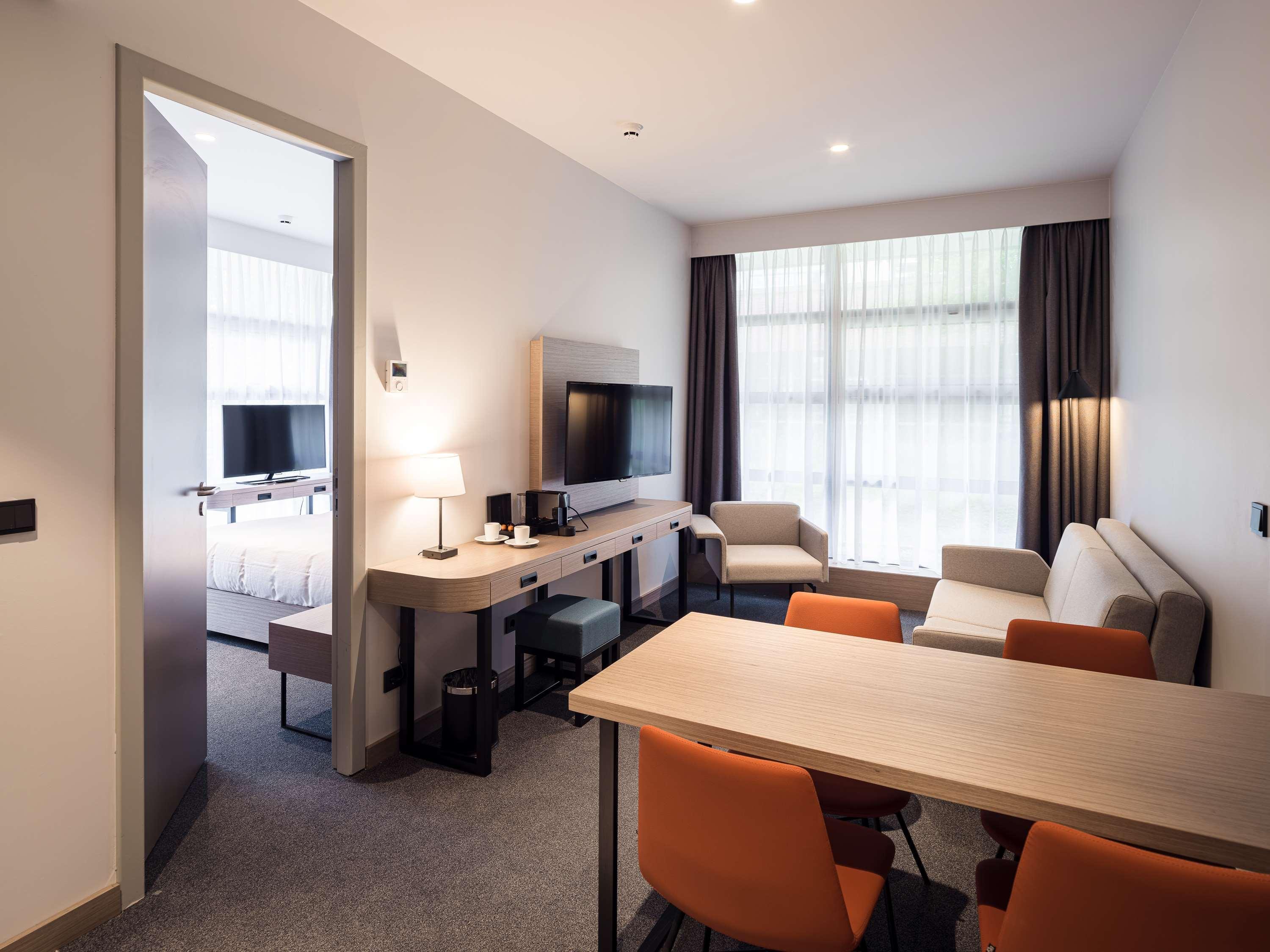 Executive Residency By Western Amsterdam Airport 4*
